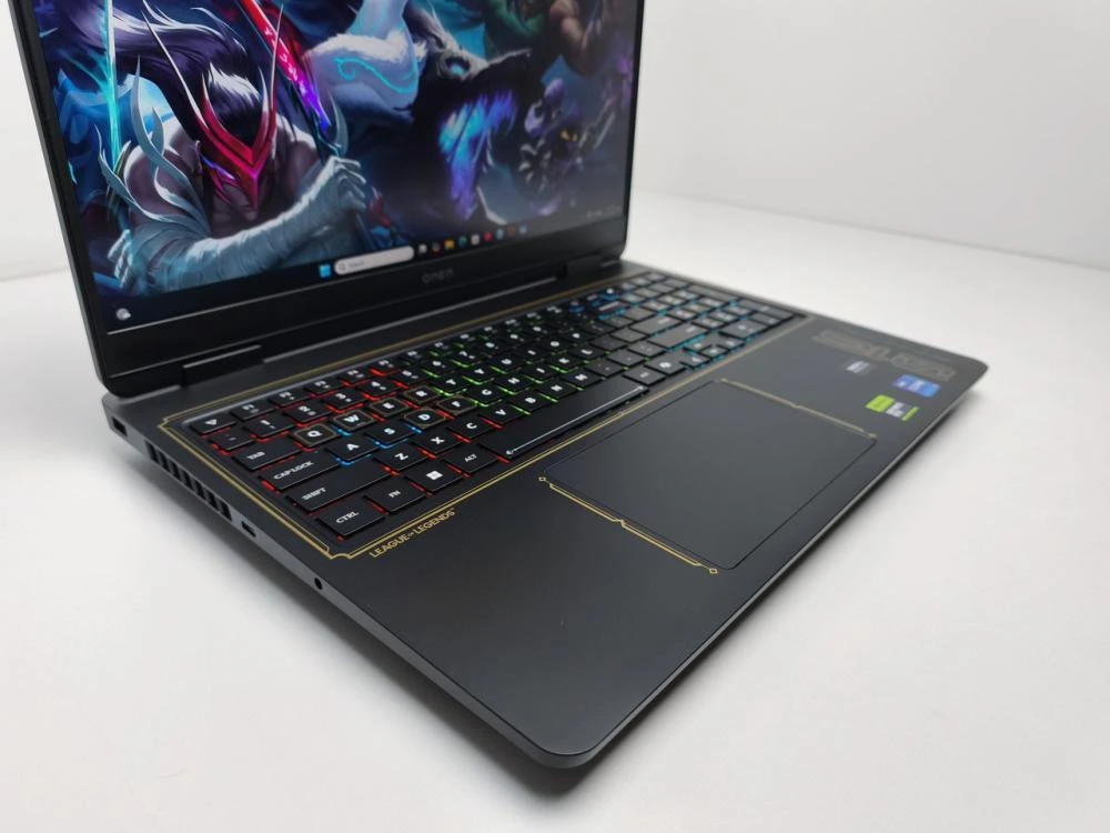 HP OMEN 16-am0017dx League of Legends Limited Edition (BZ0F9UA)