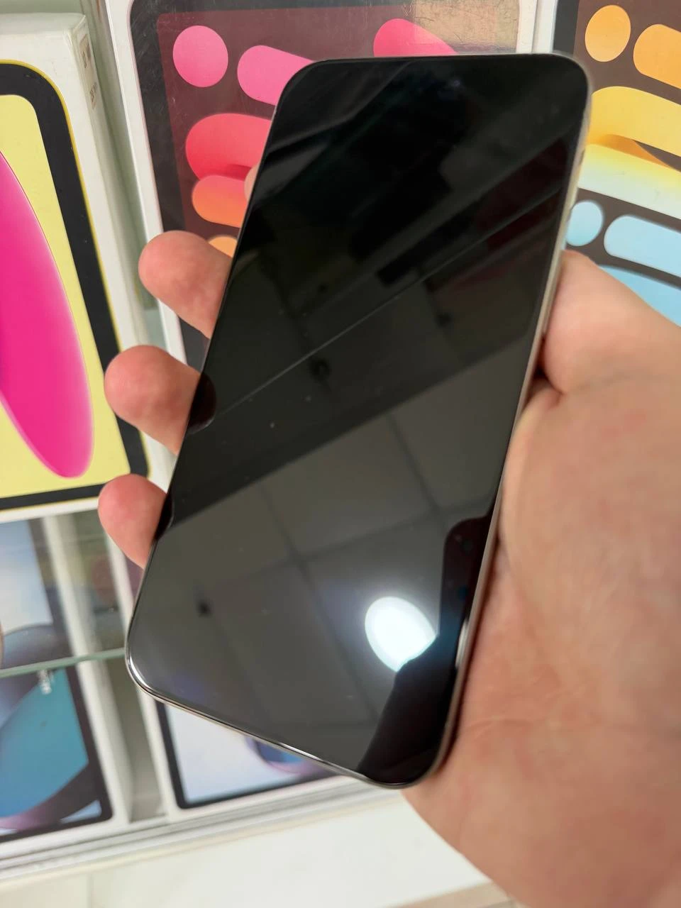 Б/В Apple iPhone 15 Pro Max 512GB eSIM Natural Titanium (Хороший стан) Акумулятор 84%, 618 циклів. Екран —